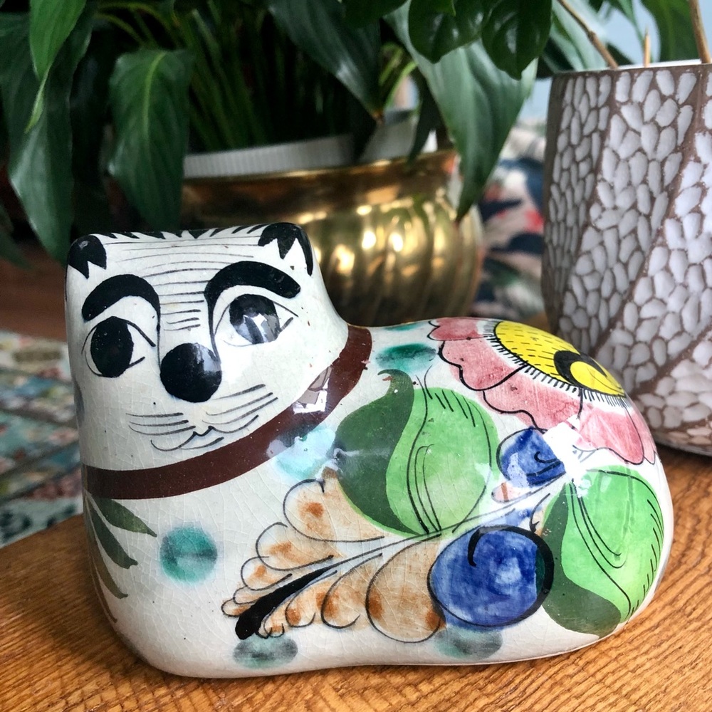 Vintage Tonala cat